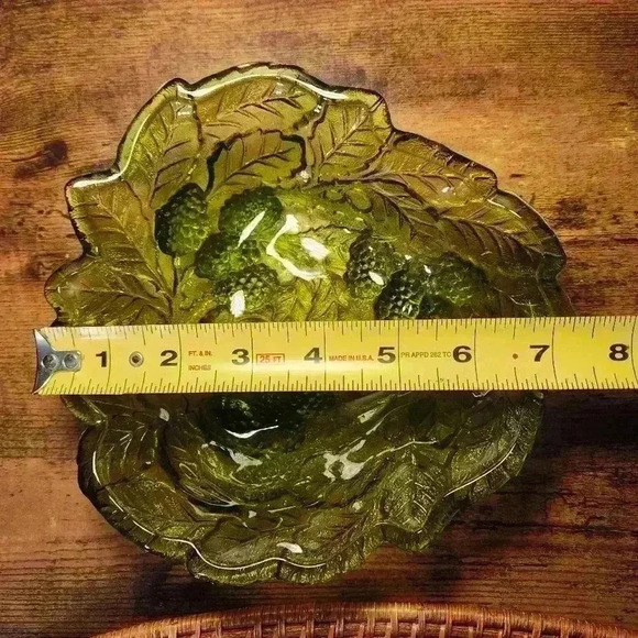 Vintage Indiana Glass Company Loganberry Green Glass Candy Trinket Dish - Picture 5 of 6